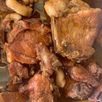 CƠM SƯỜN RAM + TRỨNG  KHO