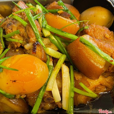 Cơm tấm thịt kho trứng
