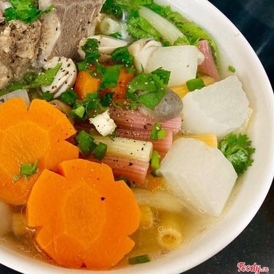Nui Nam Vang