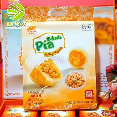 Bánh pía chà bông trứng muối