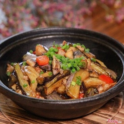 Cà tím thịt bằm tàu hũ tay cầm