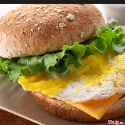 Hamburger Kẹp Trứng