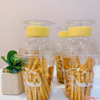 Bánh que (bơ sữa) chấm kem trứng