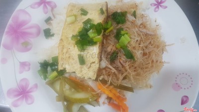 Cơm tấm bì chả
