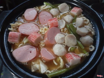 Mỳ Cá viên. thanh cua.xúc.xích