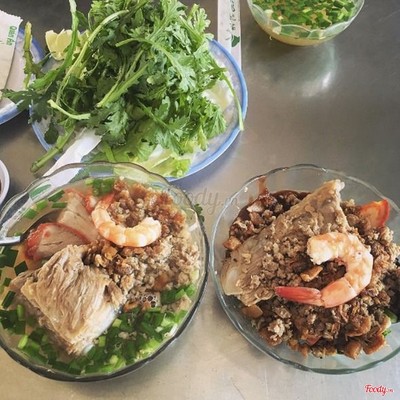 Hủ Tiếu Sườn.3 Sừơn