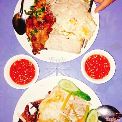Cơm sườn bì ốp la
