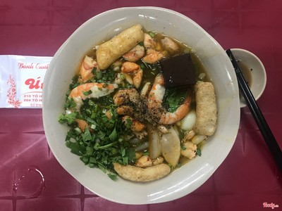 Bánh canh đặc biệt thêm tôm cua