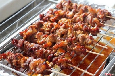 Cơm tấm thịt xiên nướng
