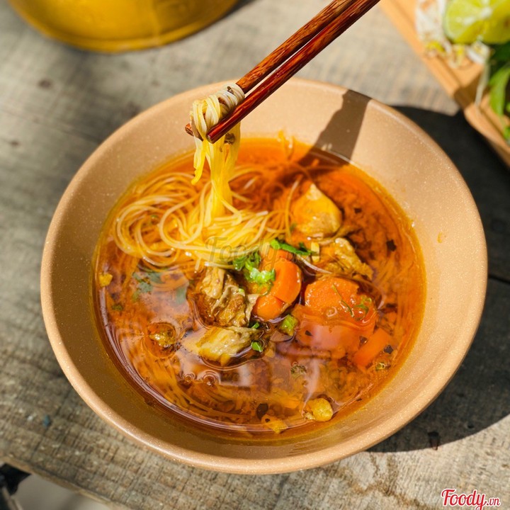 Tiệm Bò Kho Tô Châu - Nguyễn Khuyến