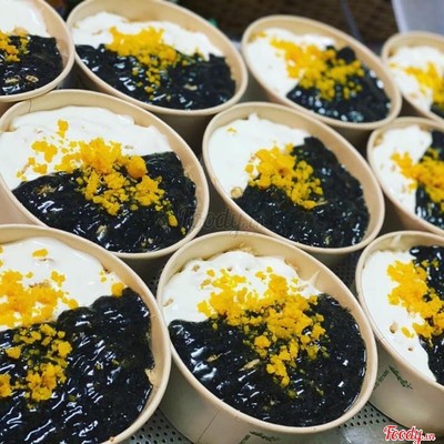 Bông lan trứng muối sốt mè đen phomai