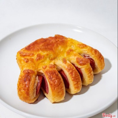 Cheese Sausage Pastry