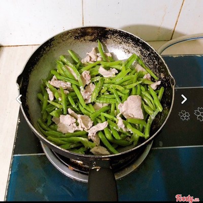 Cơm thịt xào đậu que