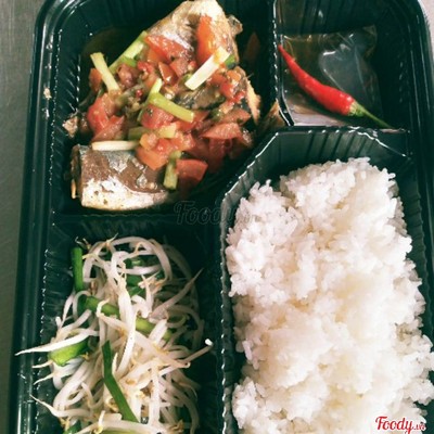 Cơm Cá Nục Kho Cà Chua