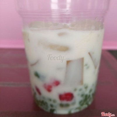Chè dừa nước