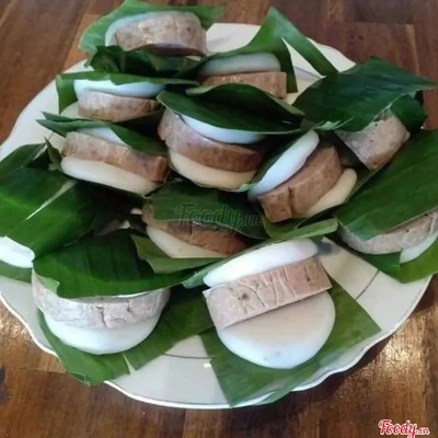Bánh Dày Kẹp Chả Bò Ngon