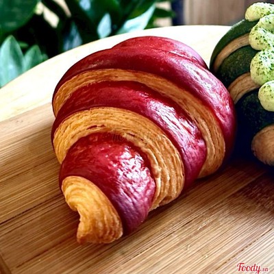 Croissant kem trà lài