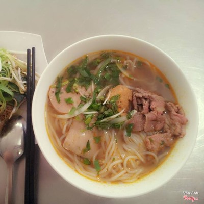 Bún chả tái