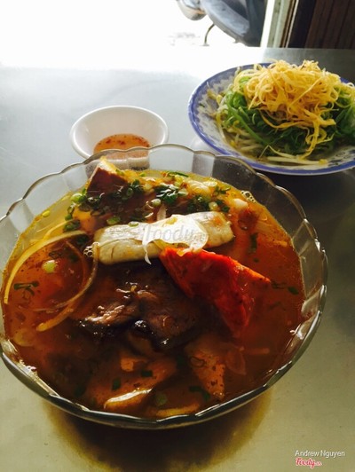 Bún bò đặc biệt (Hộp)