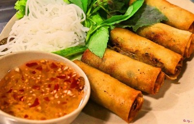 Chả giò cô ba