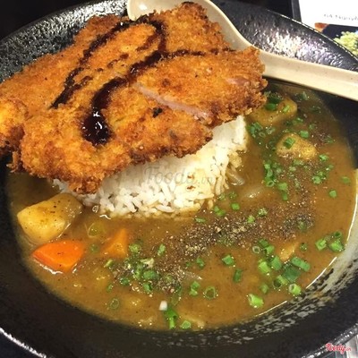 Cơn curry heo chiên giòn