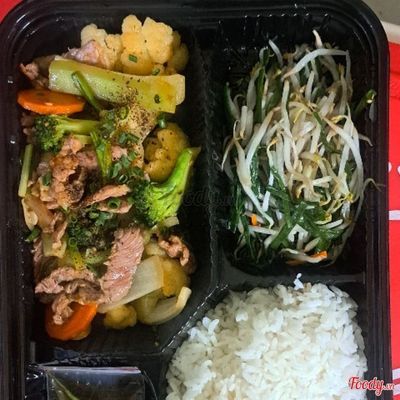 Cơm Bông Cải Xào Bò
