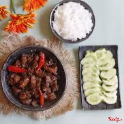Cơm thịt kho mắm ruốc