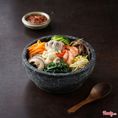 Cơm trộn hải sản