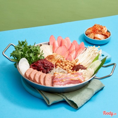 Xúc xích hầm bacon