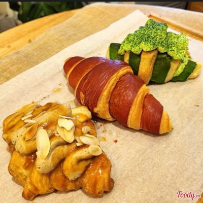 Combo Croissant Kem Lài & Croissant Kem Trái Bơ & Croissant Kem Cà Phê Muối