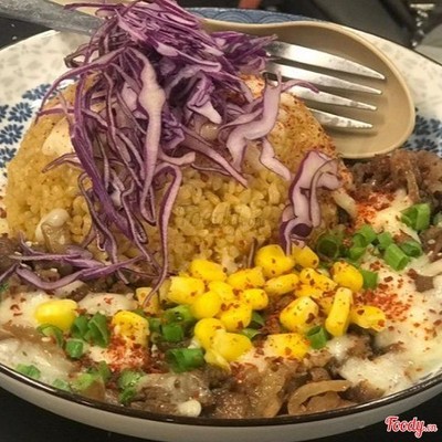 Cơm bò phô mai