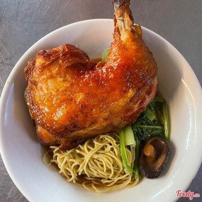 Mì Góc Tư Gà Hầm Mềm