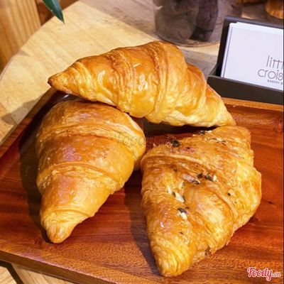 Combo Croissant Phô Mai & Croissant Trứng Muối & Croissant Bơ Tỏi