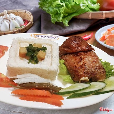 Cơm tấm sườn non nướng