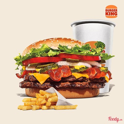 Combo Burger 2 Miếng Bò Nướng Xốt BBQ Phô Mai & Thịt Xông Khói
