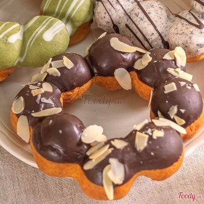 Almond Chocolate Mochi Donut