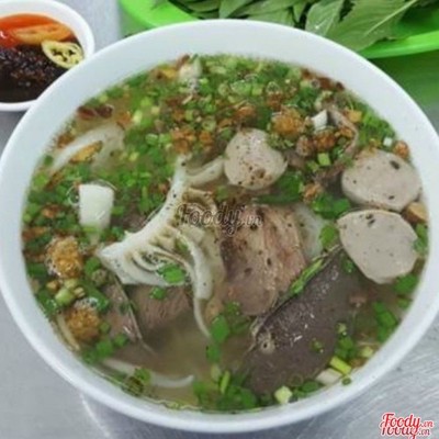 Hủ tiếu mì thập cẩm đặc biệt (nhiều đồ ăn)