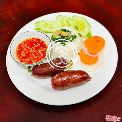 Cơm Tấm Đùi Gà + Lạp Xưởng