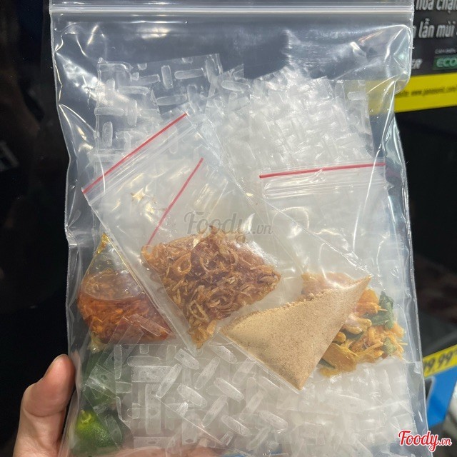 Bánh Tráng Trộn Mẹ Sữa