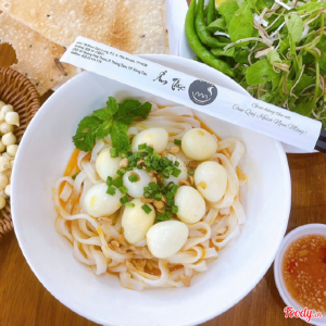Mỳ Quảng Trứng Cút