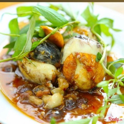 Hột vịt lộn xào me_2 trứng