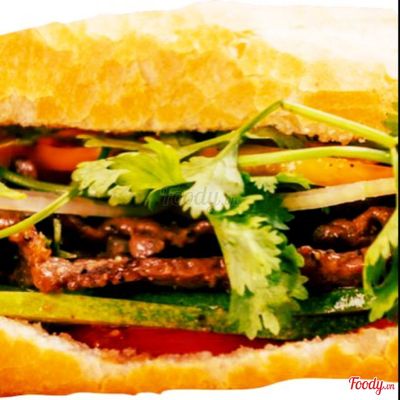 Bánh mì chả cá ốp la & trà sữa trân trâu