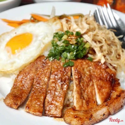 Cơm Sườn - Bì - Trứng