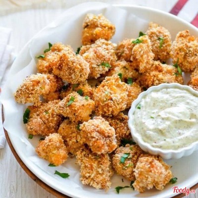 Gà viên lắc phô mai