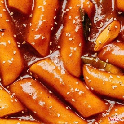 Tokbokki nhân phô mai sốt cay