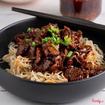 Mỳ trộn INDOMIE bò miếng chiên giòn