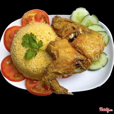 Cơm Chiên Cánh Gà