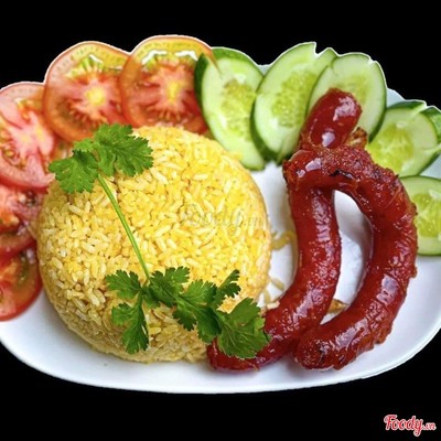 Cơm Chiên Lạp Xưởng