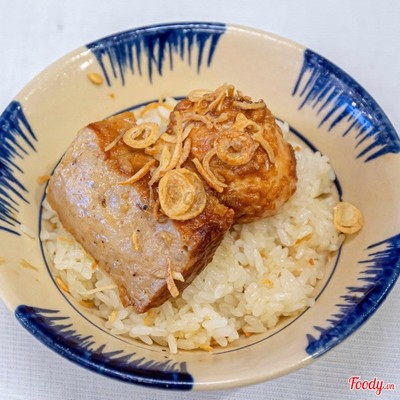 Xôi Trắng + Chả mỡ kho + Trứng kho
