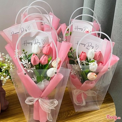 Hoa tulip dựng túi trong